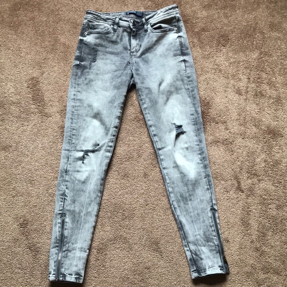 Zara distressed jeans Clearance